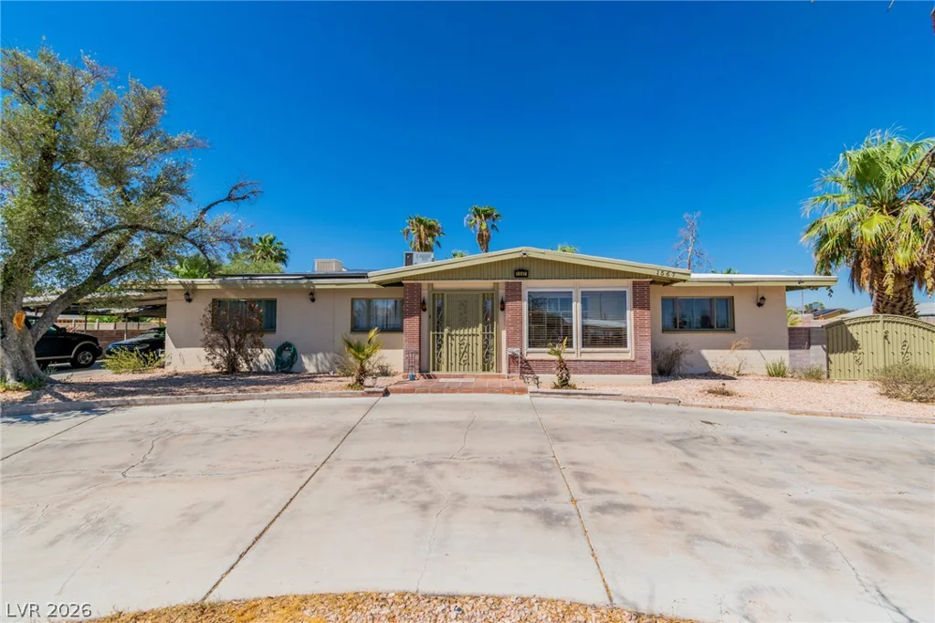 1567 Shadow Mountain, Las Vegas, NV 89108