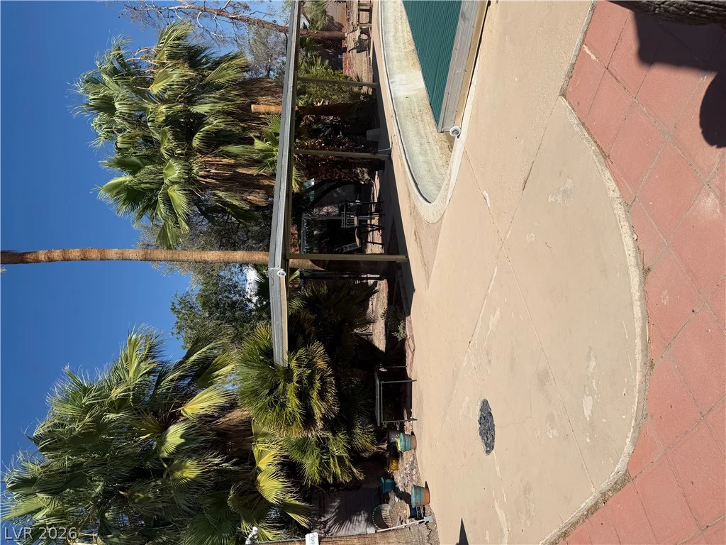 1567 Shadow Mountain, Las Vegas, NV 89108