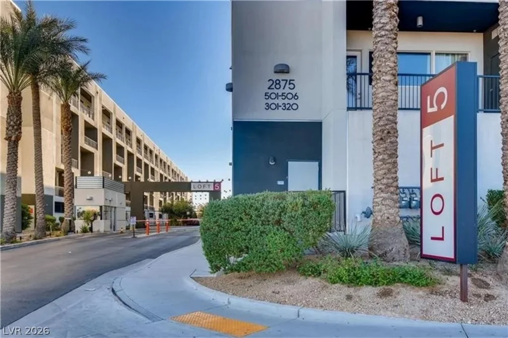 2775 Pebble, Las Vegas, NV 89123