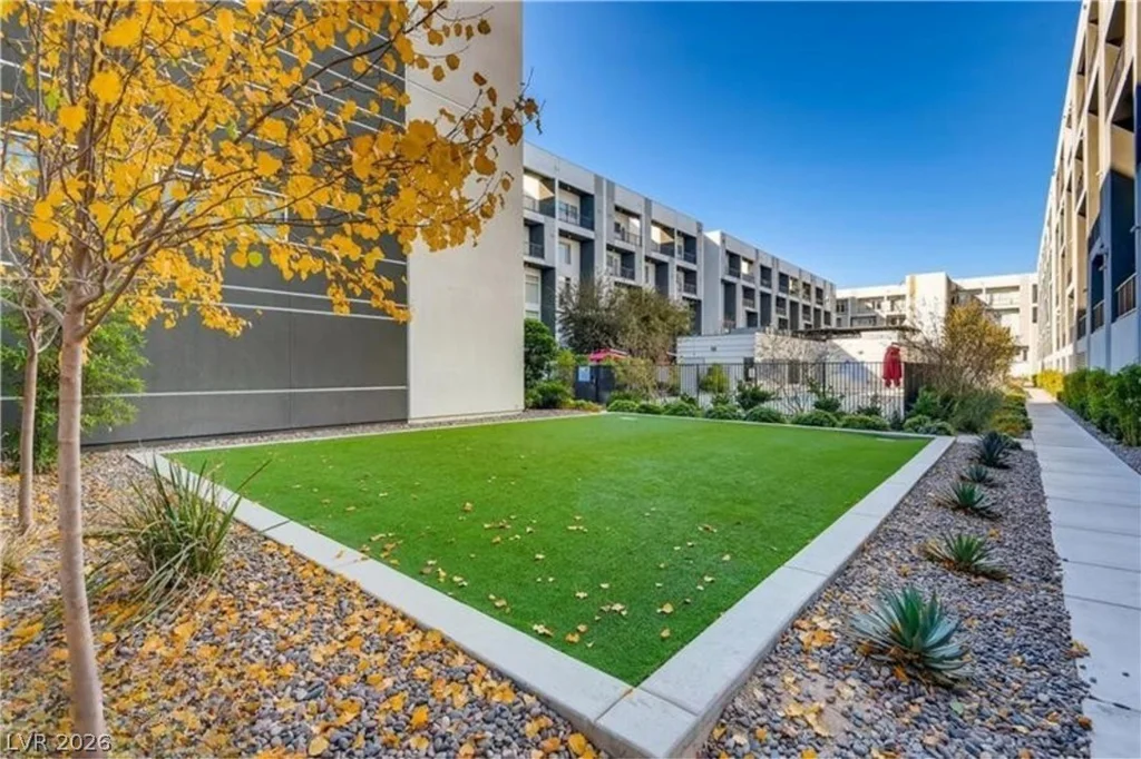 2775 Pebble, Las Vegas, NV 89123