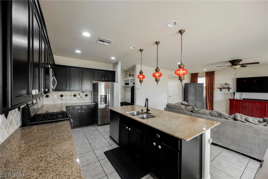 1160 Strada Cristallo, Henderson, NV 89011