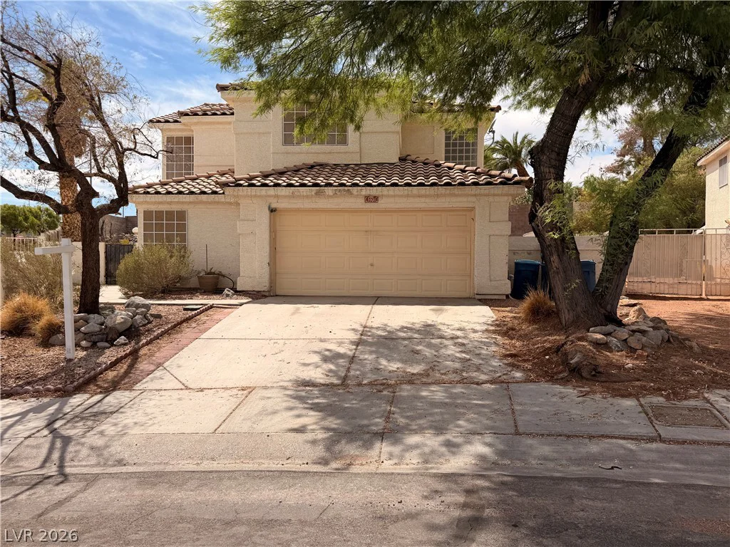 3301 Salmon Creek, Las Vegas, NV 89129