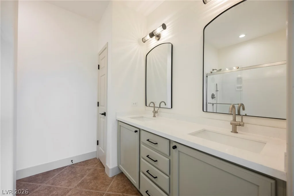 6067 Falconer, Las Vegas, NV 89122