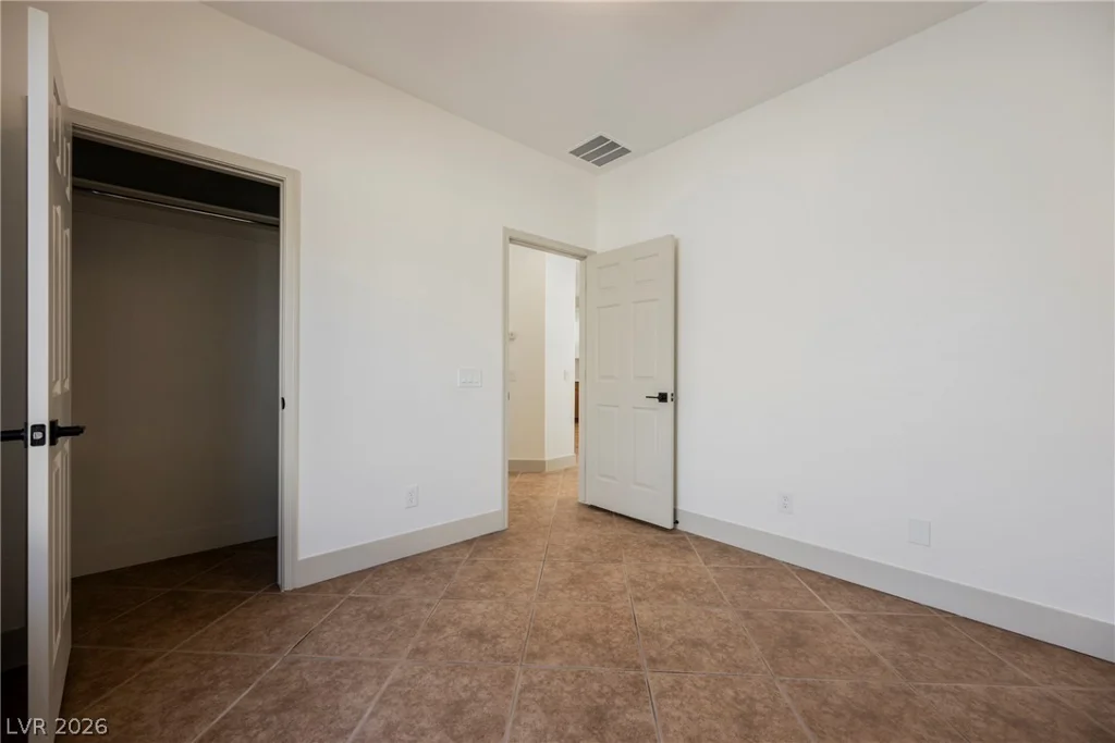 6067 Falconer, Las Vegas, NV 89122