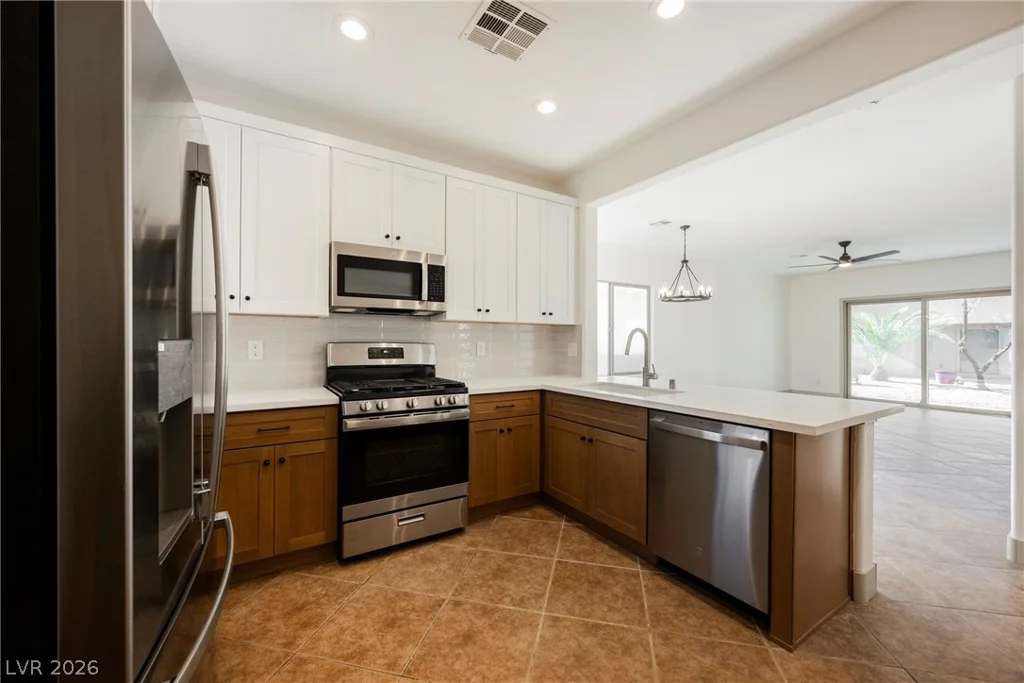 6067 Falconer, Las Vegas, NV 89122