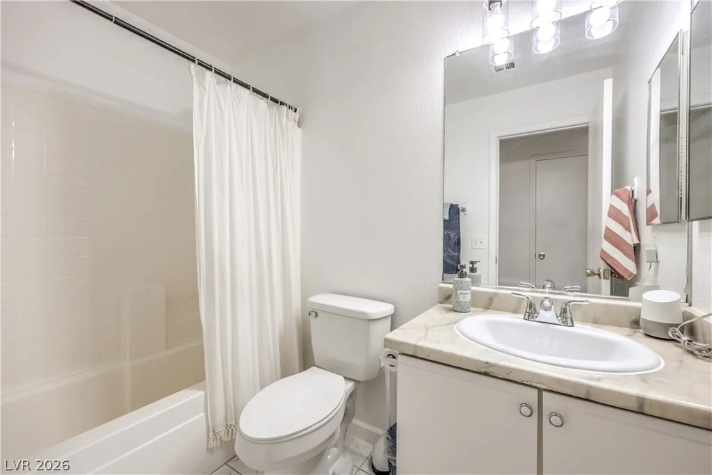 5528 Raven Creek, Las Vegas, NV 89130