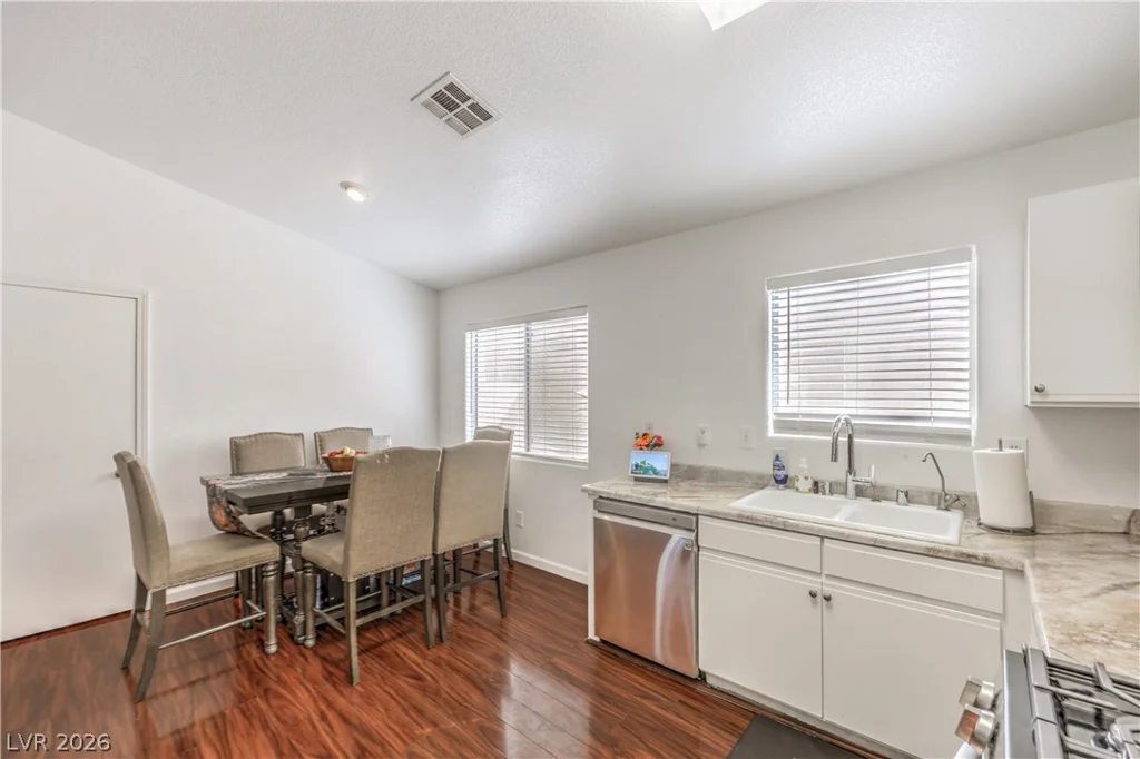 5528 Raven Creek, Las Vegas, NV 89130