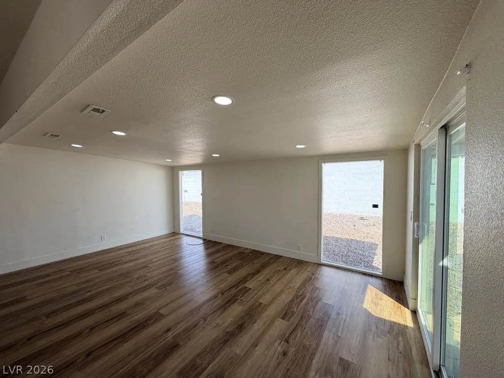 3400 San Juan, Las Vegas, NV 89108