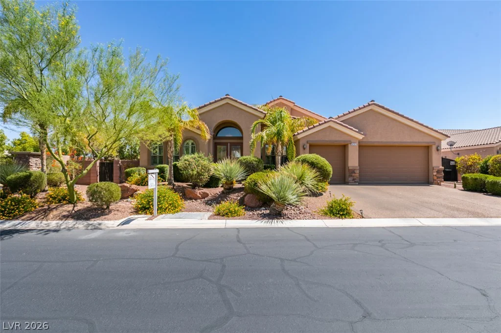 8292 Dutch Harbor, Las Vegas, NV 89113