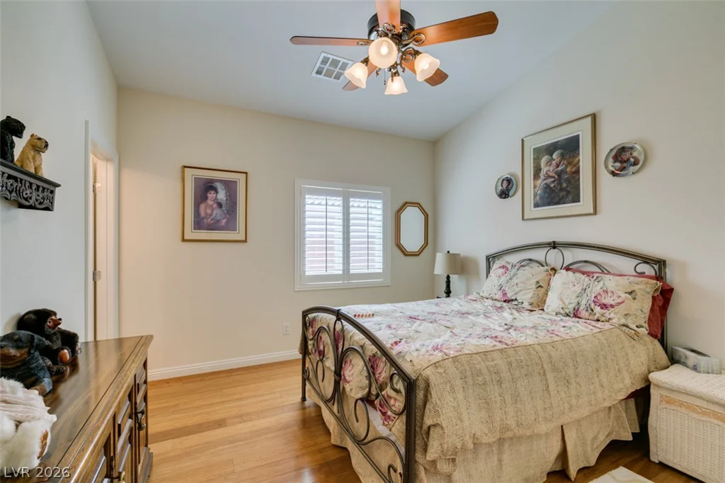 8292 Dutch Harbor, Las Vegas, NV 89113