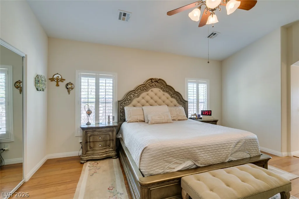 8292 Dutch Harbor, Las Vegas, NV 89113