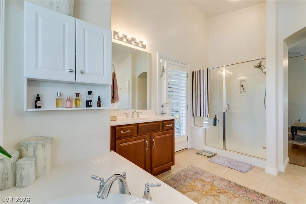 8292 Dutch Harbor, Las Vegas, NV 89113