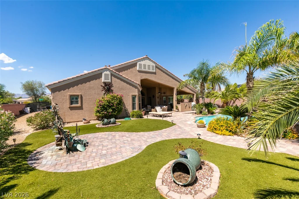8292 Dutch Harbor, Las Vegas, NV 89113