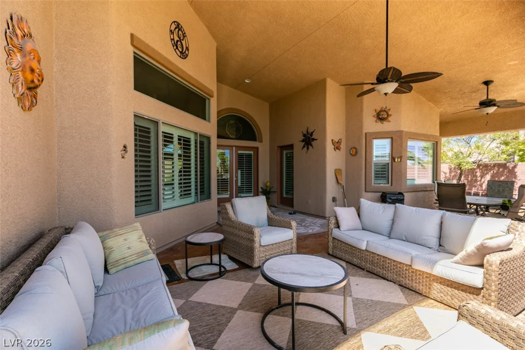 8292 Dutch Harbor, Las Vegas, NV 89113