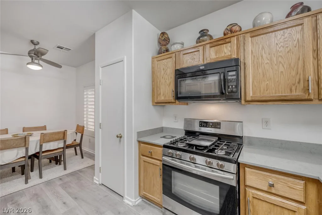 3047 Errol Flynn, Las Vegas, NV 89122