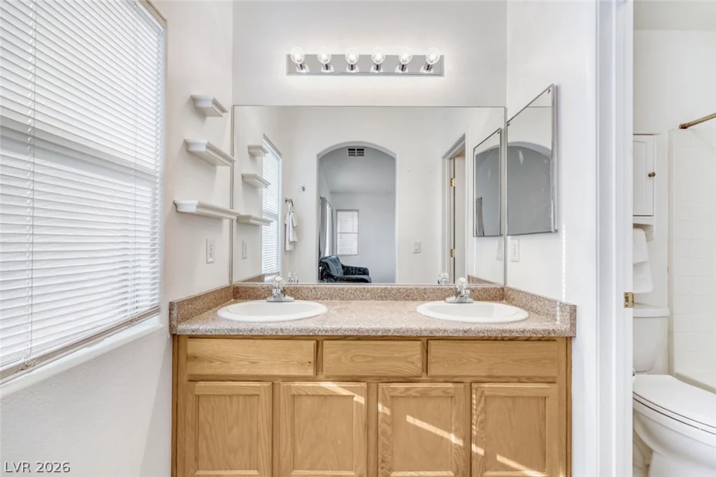 3047 Errol Flynn, Las Vegas, NV 89122