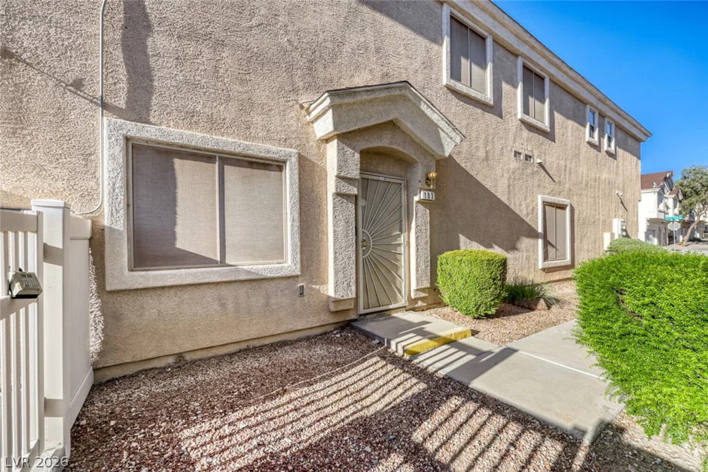 3047 Errol Flynn, Las Vegas, NV 89122