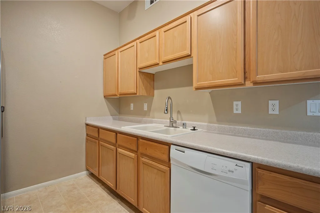 3395 Cactus Shadow, Las Vegas, NV 89129