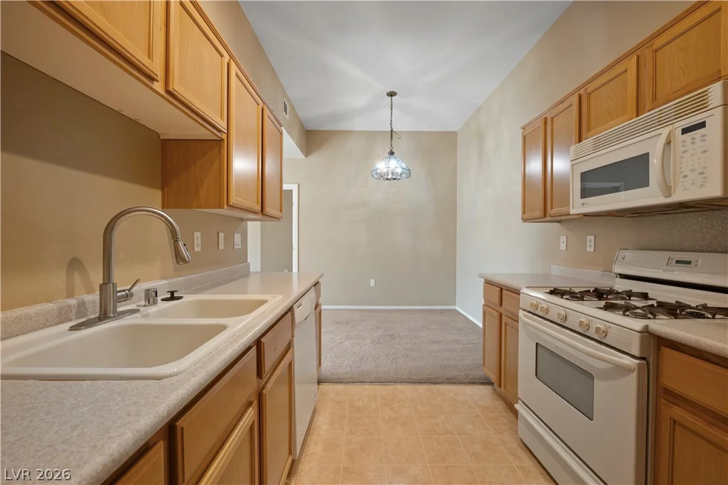3395 Cactus Shadow, Las Vegas, NV 89129