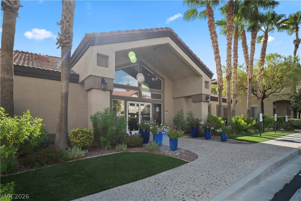 3395 Cactus Shadow, Las Vegas, NV 89129