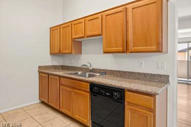 8985 Durango, Las Vegas, NV 89113