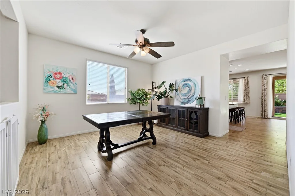5597 Lodgepole Pine Ct, Las Vegas, NV 89139