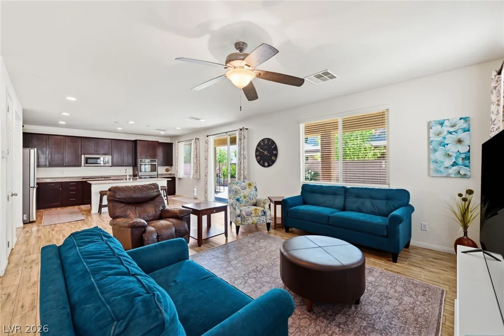 5597 Lodgepole Pine Ct, Las Vegas, NV 89139