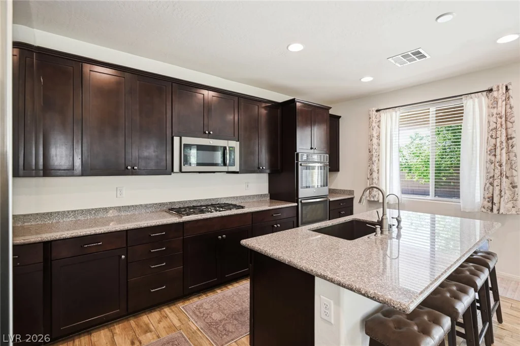 5597 Lodgepole Pine Ct, Las Vegas, NV 89139
