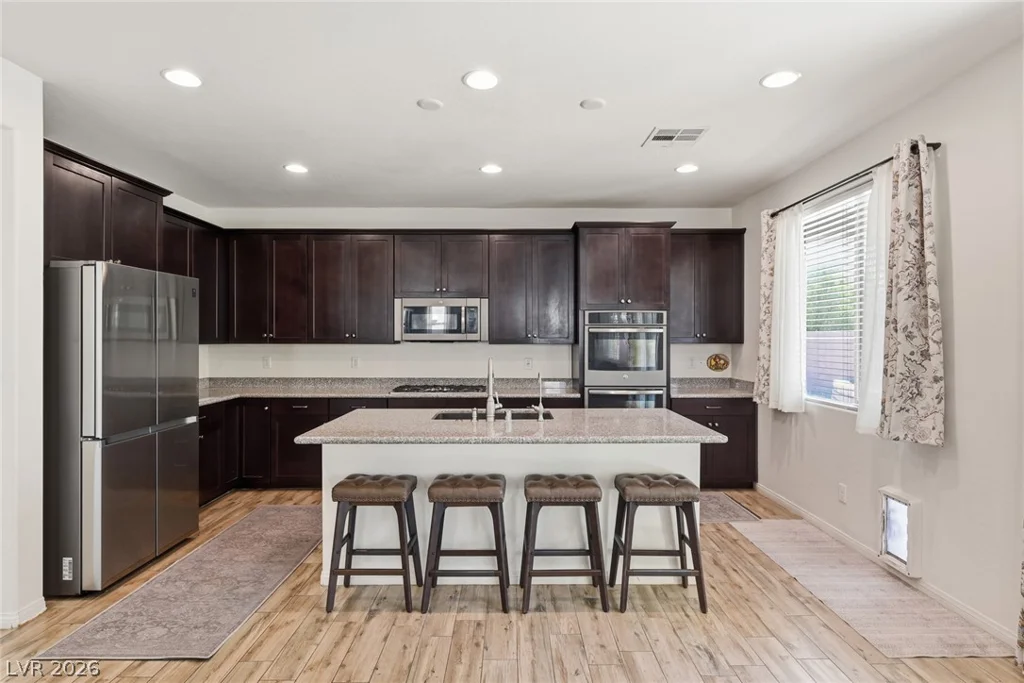 5597 Lodgepole Pine Ct, Las Vegas, NV 89139