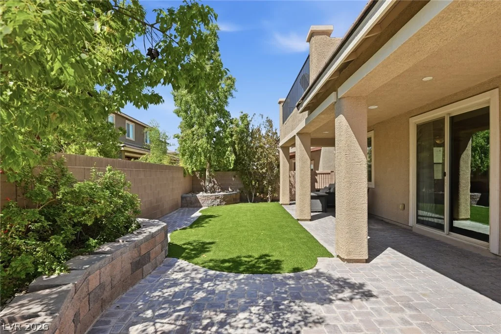 5597 Lodgepole Pine Ct, Las Vegas, NV 89139