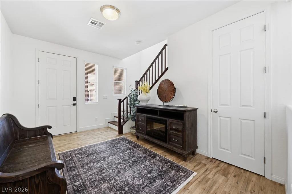 5597 Lodgepole Pine Ct, Las Vegas, NV 89139