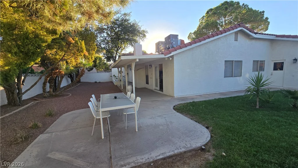 8817 Pesaro, Las Vegas, NV 89117