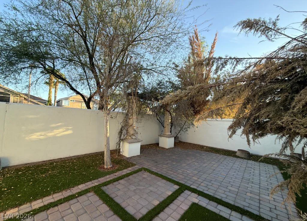 1800 Aztec Cliffs, Las Vegas, NV 89128