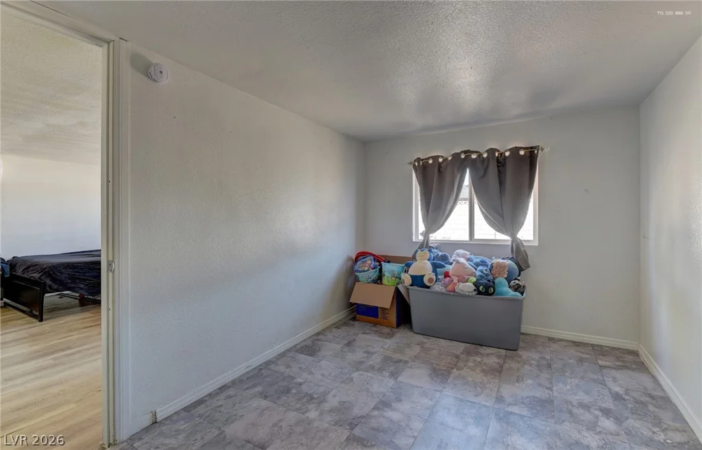 6500 Hill View, Las Vegas, NV 89107