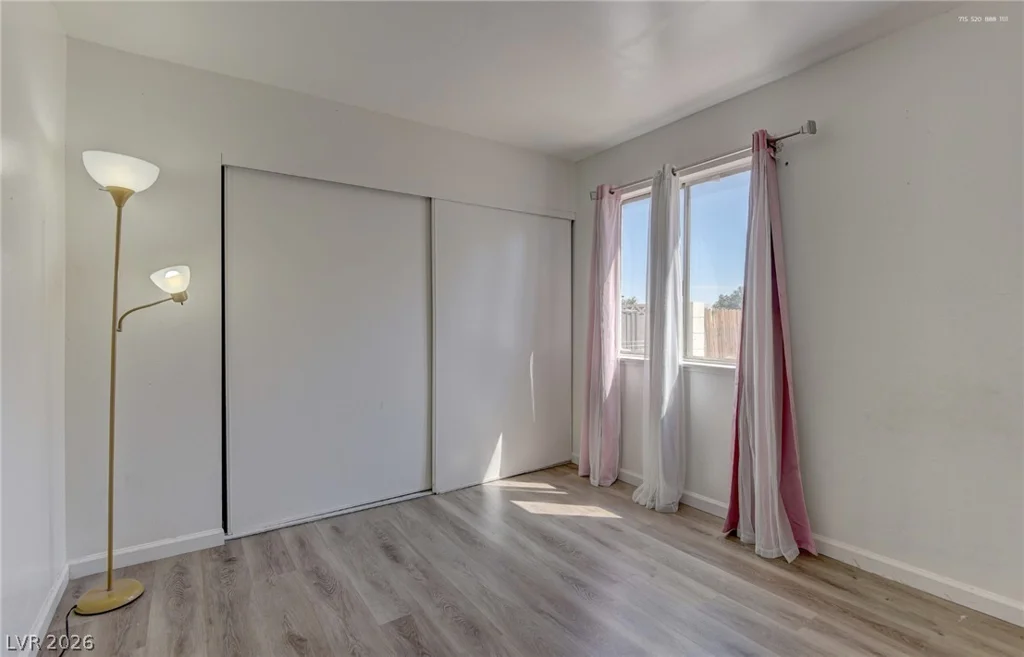 6500 Hill View, Las Vegas, NV 89107