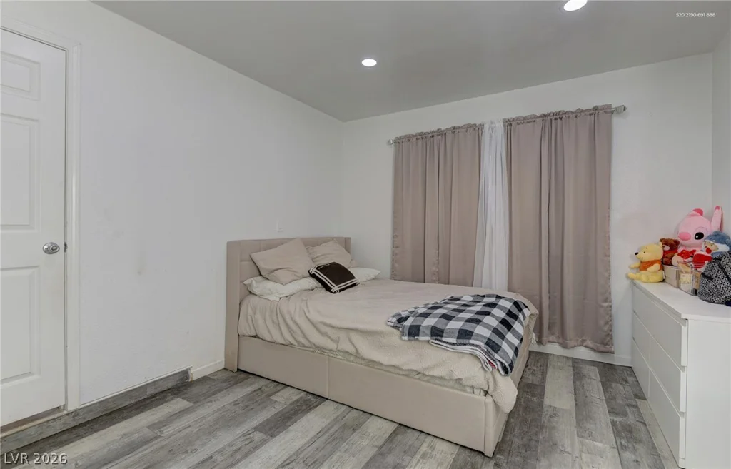 6500 Hill View, Las Vegas, NV 89107