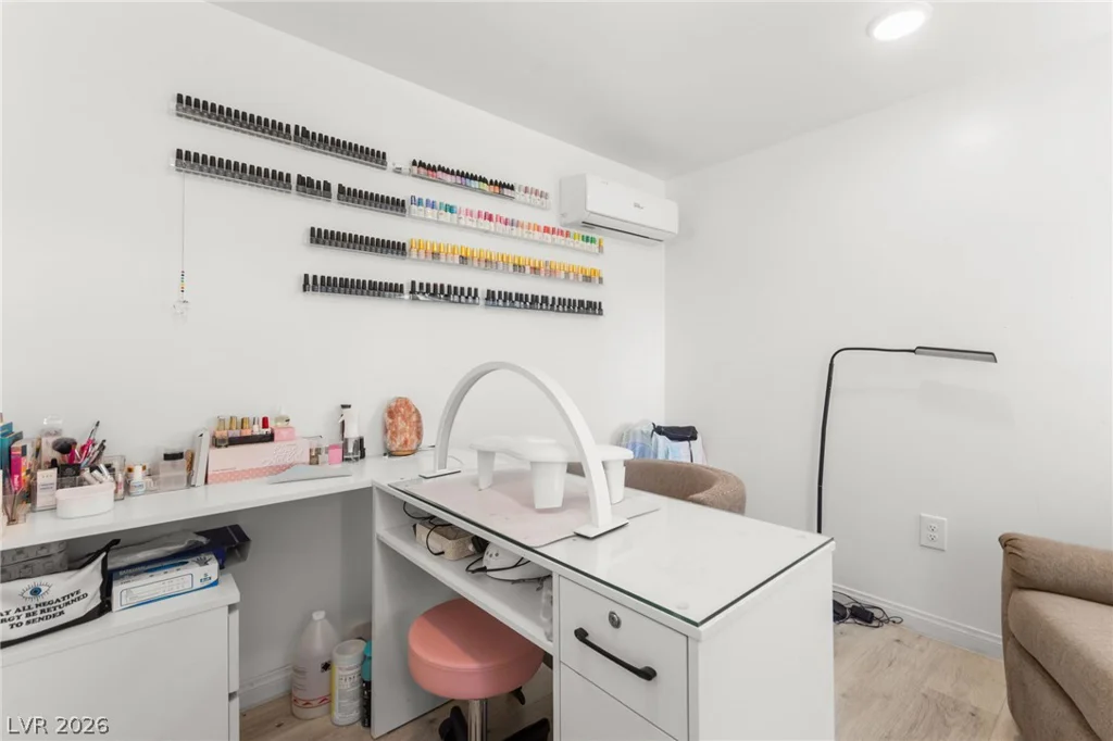 1404 Robin, Las Vegas, NV 89106