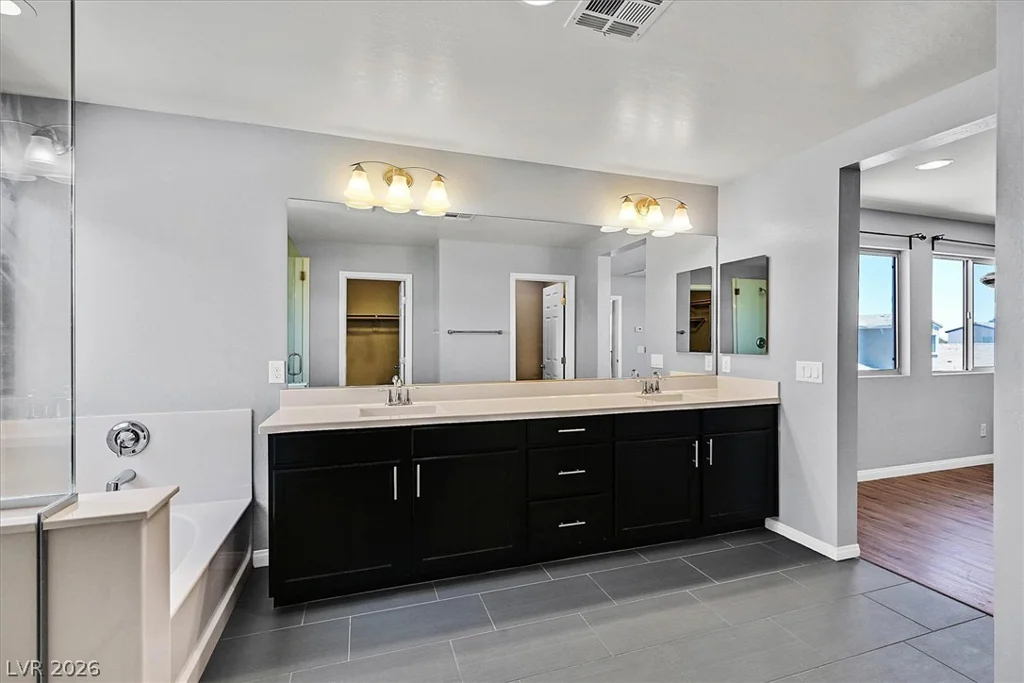 272 Finsbury, Las Vegas, NV 89148