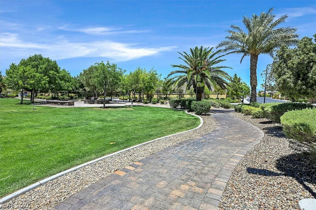 272 Finsbury, Las Vegas, NV 89148