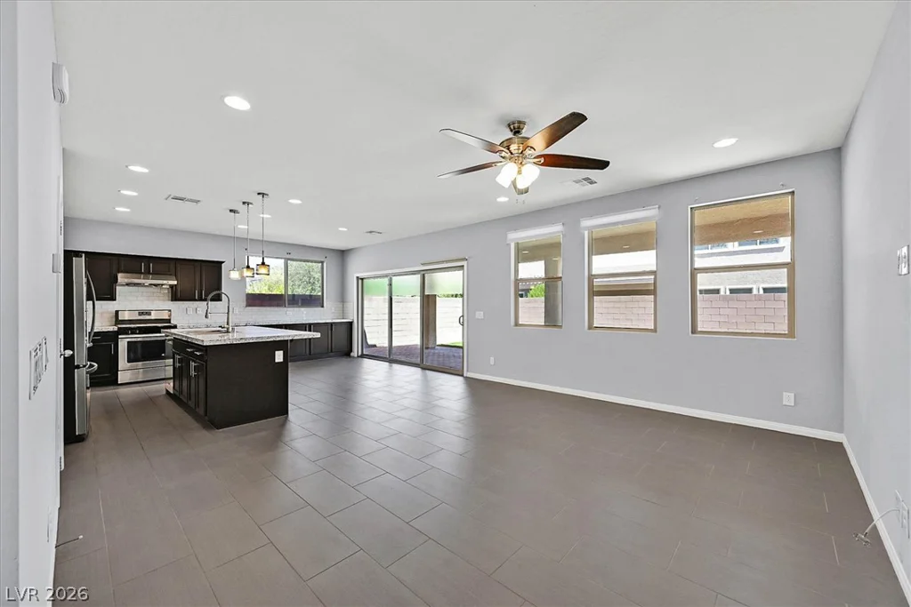272 Finsbury, Las Vegas, NV 89148