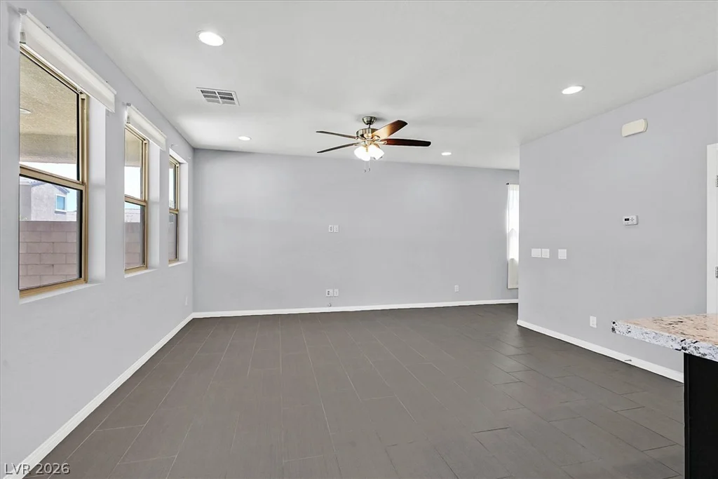 272 Finsbury, Las Vegas, NV 89148