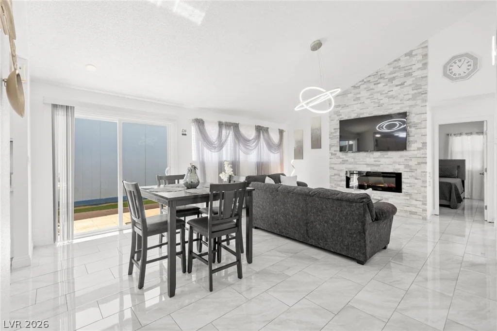 2316 El Cerrito, Las Vegas, NV 89108