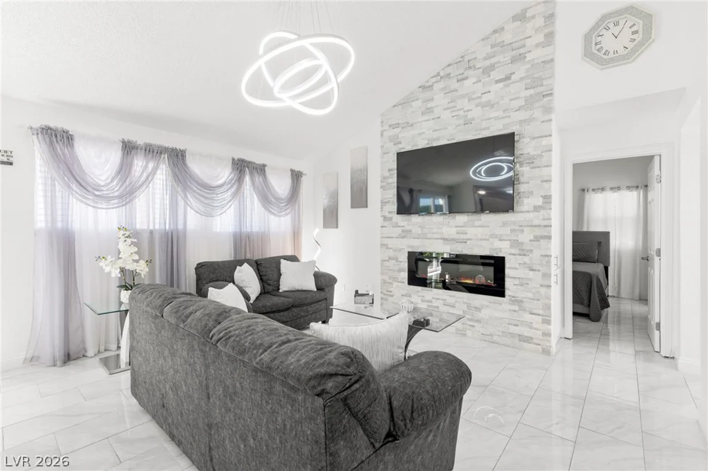2316 El Cerrito, Las Vegas, NV 89108