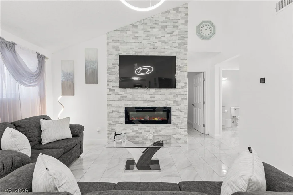2316 El Cerrito, Las Vegas, NV 89108