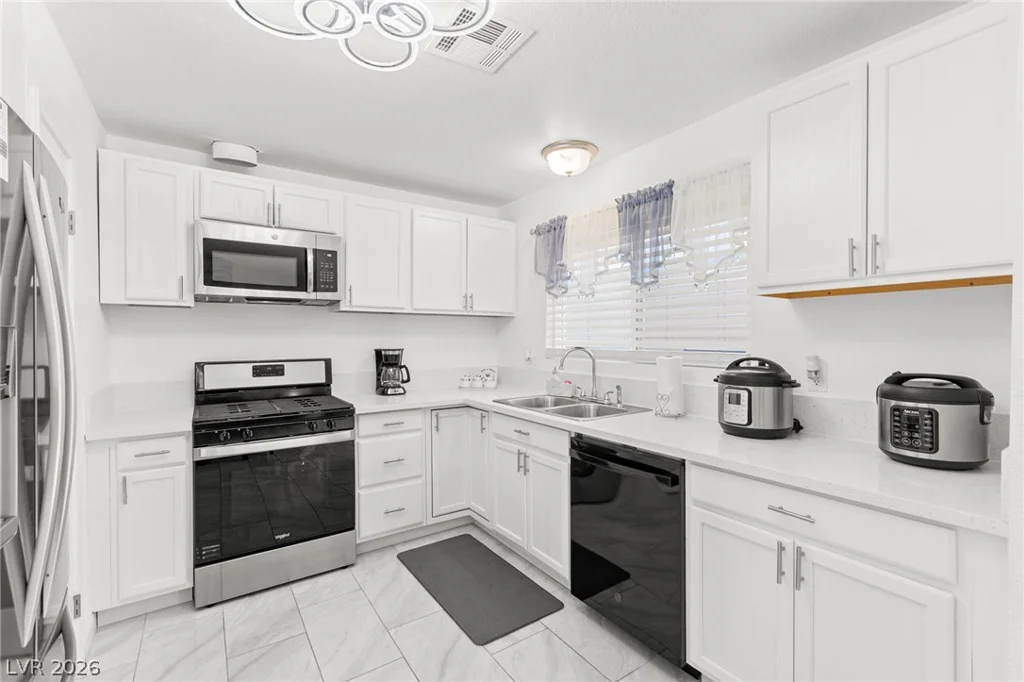 2316 El Cerrito, Las Vegas, NV 89108