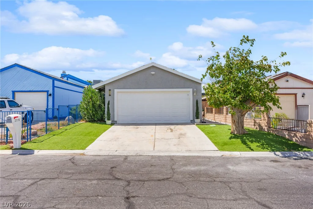 2316 El Cerrito, Las Vegas, NV 89108