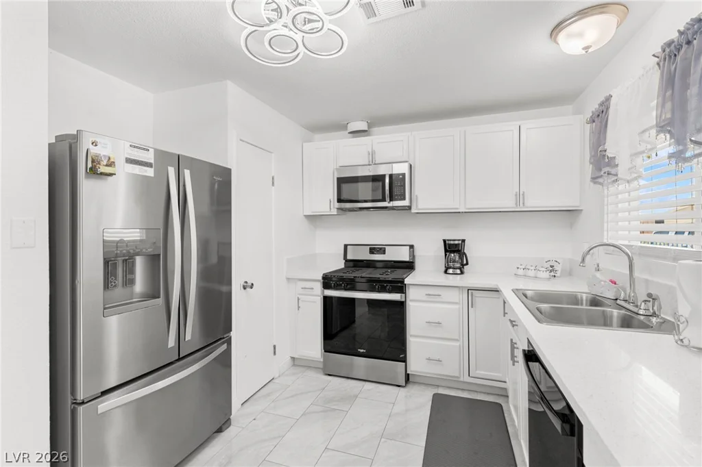 2316 El Cerrito, Las Vegas, NV 89108