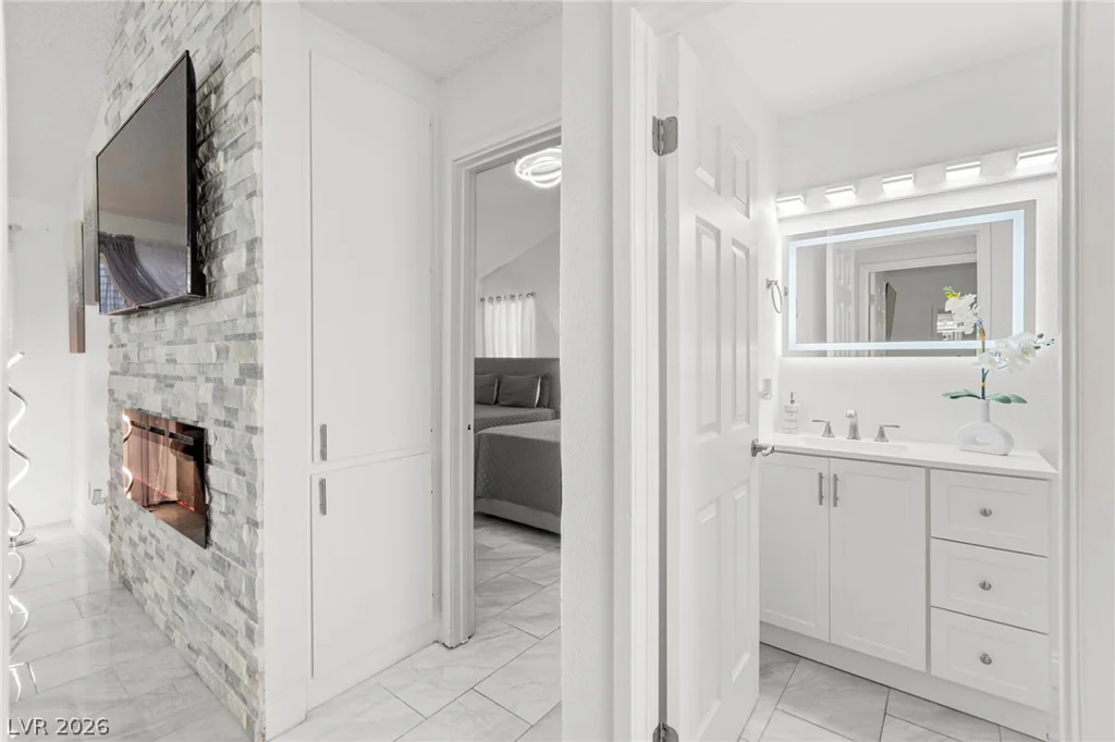 2316 El Cerrito, Las Vegas, NV 89108