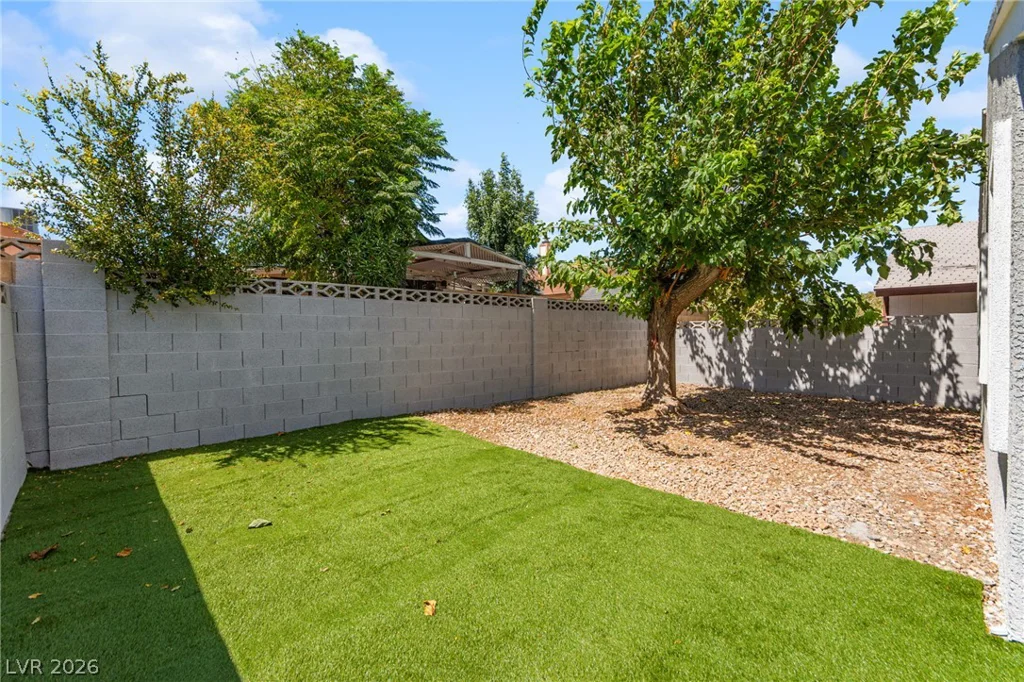 2316 El Cerrito, Las Vegas, NV 89108