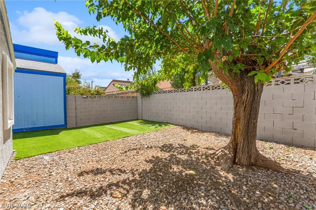 2316 El Cerrito, Las Vegas, NV 89108